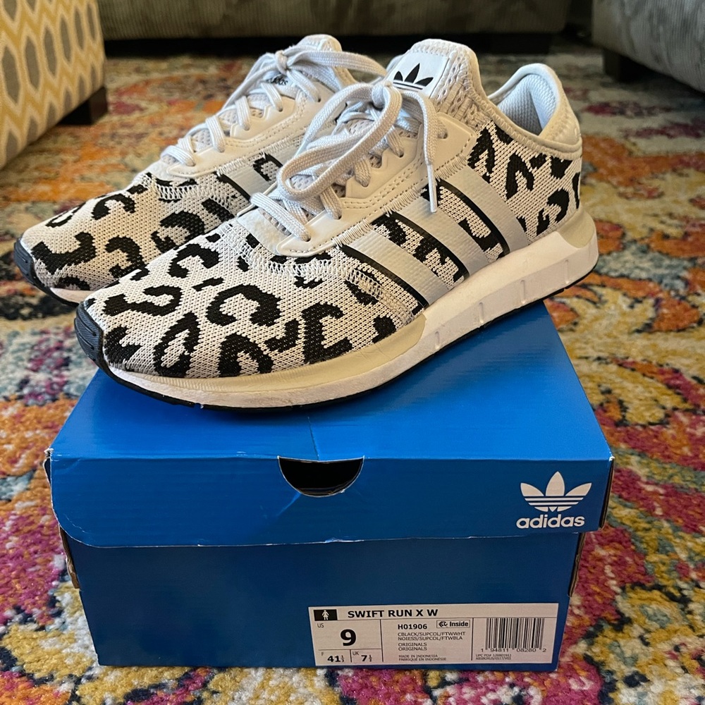 Adidas swift run X shoes